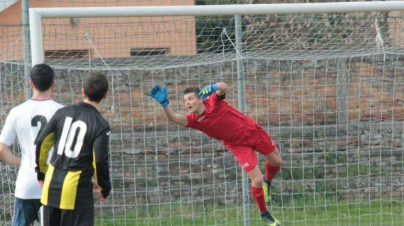 Nicola Simonato, cuore di capitano: «Abbiamo realizzato il sogno di un intero paese. I nomi di tutti i protagonisti resteranno per sempre nella storia di Saletto e di questi colori» Nicola Simonato, cuore di capitano: «Abbiamo realizzato il sogno di un intero paese. I nomi di tutti i protagonisti resteranno per sempre nella storia di Saletto e di questi colori»